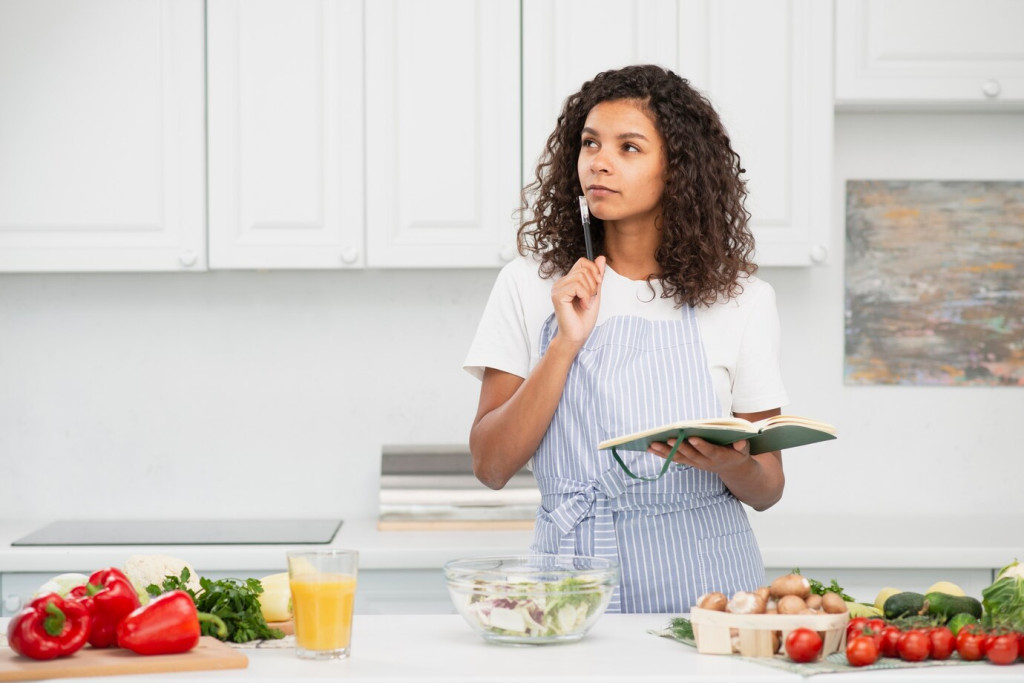 Why Isn’t My Recipe Working? Common Cooking Mistakes Solved by the Pros 43 thinking woman holding notebook pen 23 2148332088